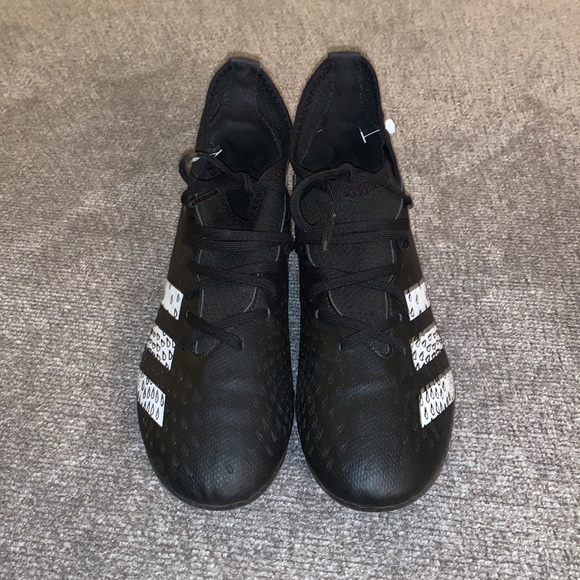 Adidas Predator Freak 3 Cleats - Picture 3 of 7